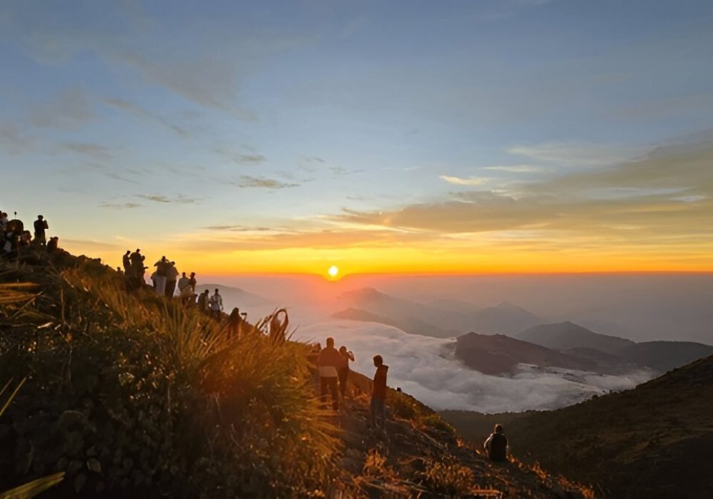 Trekking & Sunrise Views